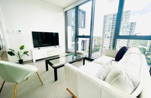 Macquarie Park Apartment | Family Residence (3 Bedrooms, Pool, Gym, Parking)