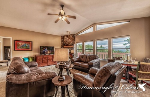 Ruidoso House | 'Feel like you can touch the sky' at Toasted Marshmallows