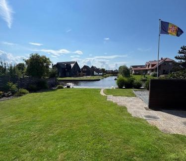 Petkum House | Ferienwohnung Deichblick