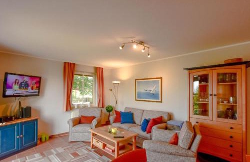Neuenkirchen Apartment | Fewo Boddenblick im EG - mit Blick auf den Breetzer Bodden