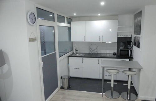 Mitte-Sud Apartment | FeWo Sea Lounge II "Ideal city location modern apartment Bremerhaven-Mitte WiFi