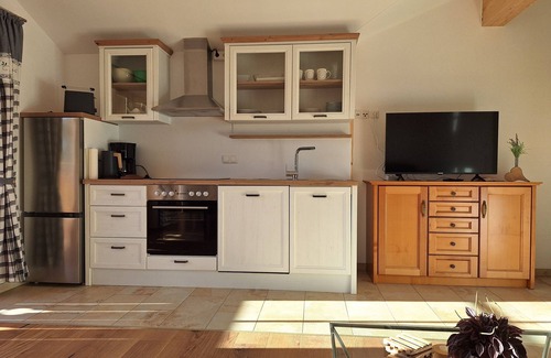 Munchen District Apartment | Fewo Vergissmeinnicht in a beautiful country idyll between Munich and the Alps