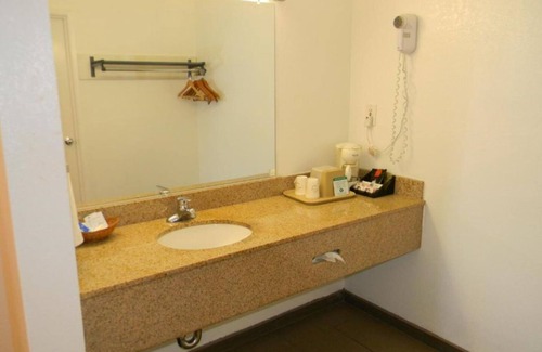 West Alameda House | Find a solid deal on a simple stay at our room