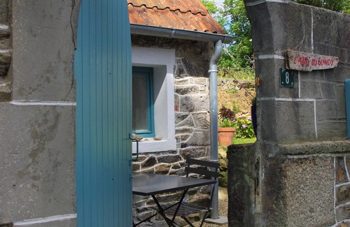 Plouguiel House | Fisherman's cottage, near Tréguier and Plougrescant, beaches 10 minutes away