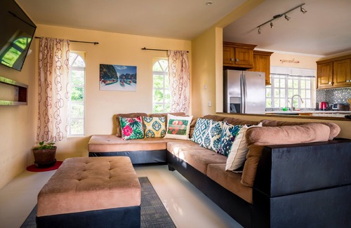 Trouya Villa | Flamboyant Villa