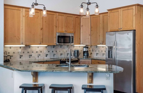 Bigfork House | Flathead Lake Bear Dance Retreat!