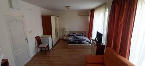 Sunny Beach Apartment | Flores park