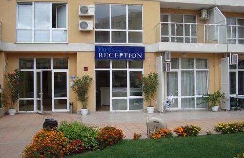 Sunny Beach Apartment | Flores park