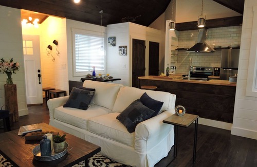 Mineral Bluff House | FOREST COTTAGE- PERFECT COUPLE'S GETAWAY- New Fire Pit access