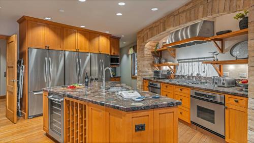 Beaver Creek House | Founders Lodge