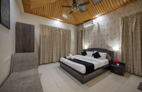 Dharampur Apartment | Four Bedrom House Kasauli I The Mountain Mansion I Serviced Villa I Party & Music I Sky Bonfire I Kasauli By Exotic Stays