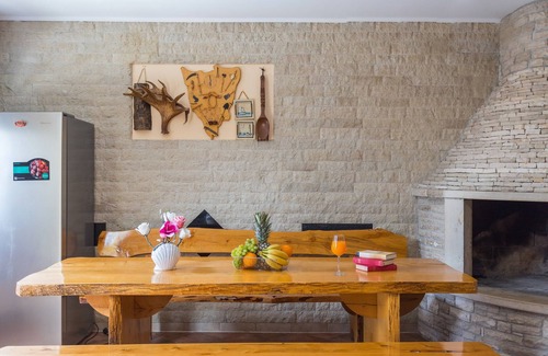 Vintijan Apartment | Four-bedroom apartment with balcony and sea view Pula (A-14924-a)