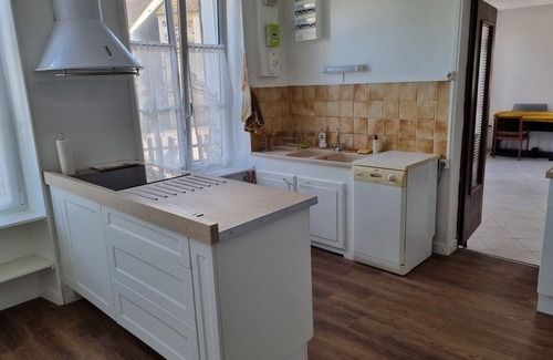 Sainte-Colombe-sur-Loing House | La Forge pretty little house 4 pers near guédelon