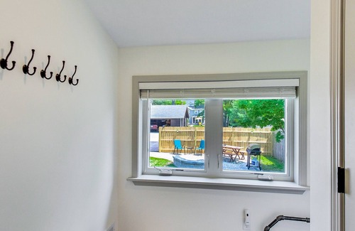 Lake Geneva House | Fully Renovated Historic 1800's Home, Walking Distance to Downtown LG