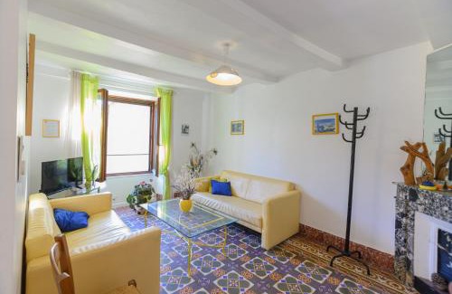 Largentiere House | Gîte Capucine