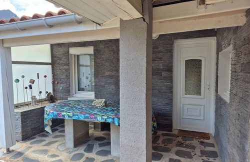 Tarascon-sur-Ariege House | Gîte la Treille-Evasion au clos des pradals Tarascon Ariège