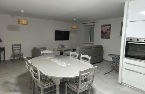 Les Echets House | Gîte Les Hirondelles