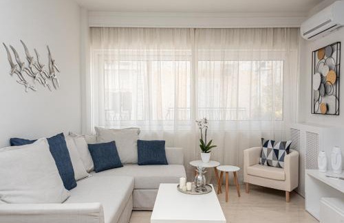 Zakynthos Town Apartment | G&J Deluxe Apt