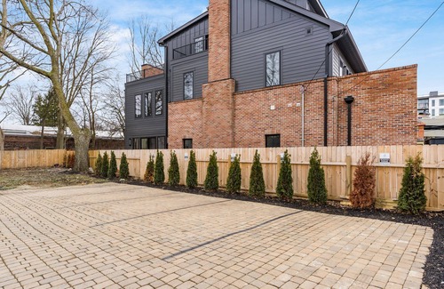 Short North House | Galla House On High Street! FREE Parking!
