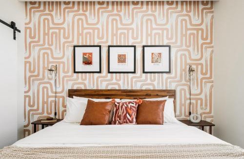 Highland House | Gallery Retreat - Skyline Views - Zuni Lofts