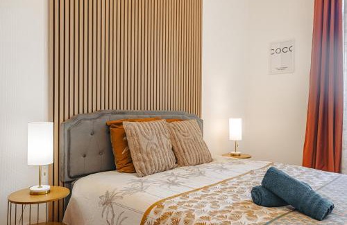 Saintes Apartment | Gatsby - Appartement rénové élégant, Hypercentre Saintes, Calme, Fibre, TV 4K, Netflix