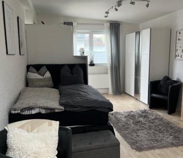 Dortmund Apartment | Gemütliches, barrierefreies Apartment in Dortmund-Brackel, Ruhige Lage, nur 5 Minuten zum Flughafen Dortmund