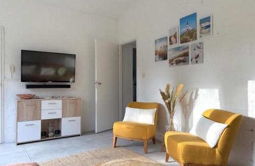Warmenhuizen House | Gemütliches, helles Ferienhaus mit privatem Garten in gepflegtem Ferienpark