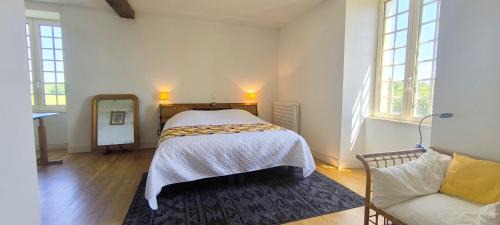 Montbron House | Gite 7 personnes à Montbron, Charente