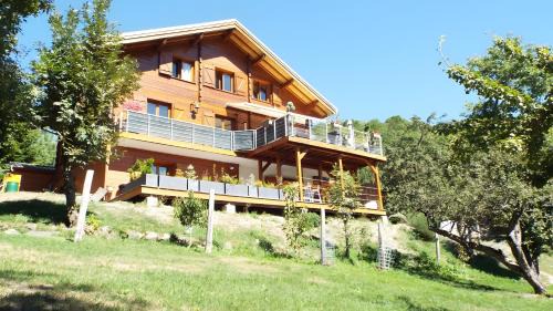 Saint-Martin-de-la-Porte House | Gite Du Chalet Barnabas Relais