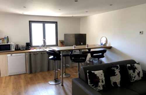 Saint-Martin-de-la-Porte House | Gite Du Chalet Barnabas Relais