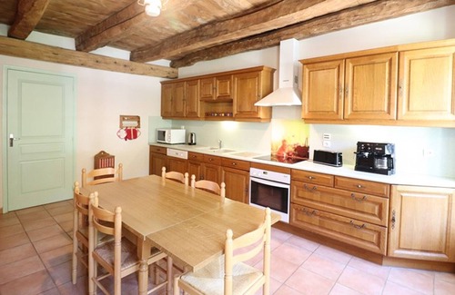 Menet Cottage | Gite Menet, 4 bedrooms, 8 persons