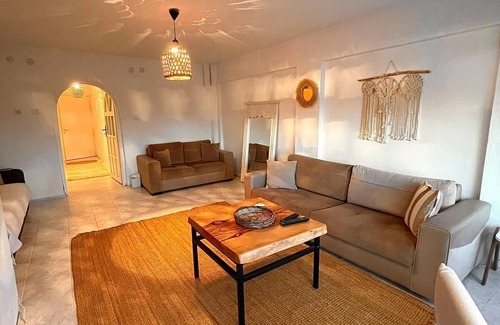 Ayvalik House | Gizli Cennet Badavut