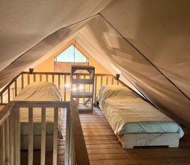 De Woude Other | Glampingtent de Saskerlei, de Woudhaven