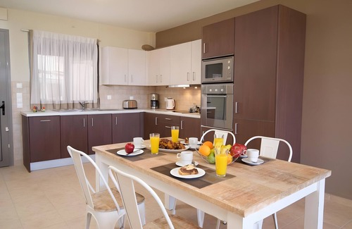 Kefalonia Apartment | Gliving365 Apartment with a great city view.