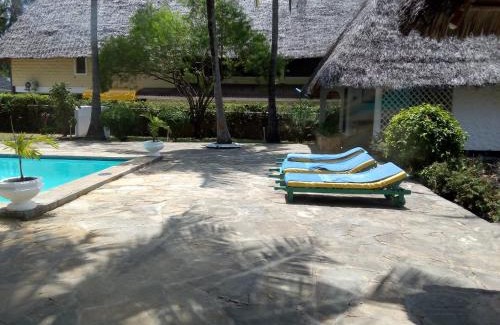 Ukunda Hotel | Glory Ocean Villas - Diani