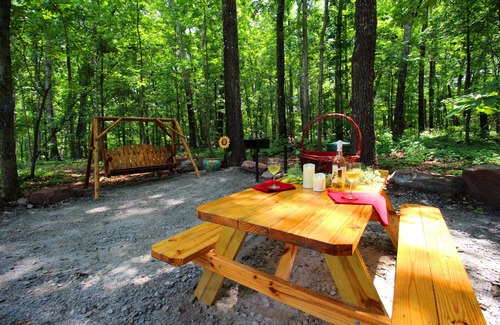 Villa Rica Cabin | Go West- Couples 1-of-a-kind old-time theme-ATL area.