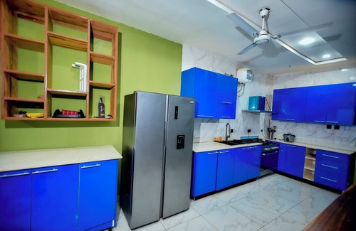 Kokrobite House | Gold Shore Villa 3-bedroom house with WiFi and AC in Kokrobite on the Beach