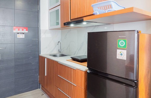 Pinang Apartment | Good And Homey Studio At Collins Boulevard Apartment