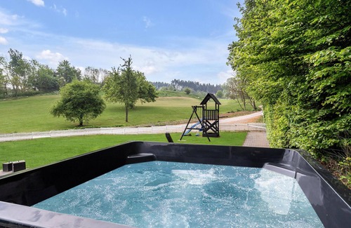 Juelsminde House | Gorgeous home in Juelsminde with sauna