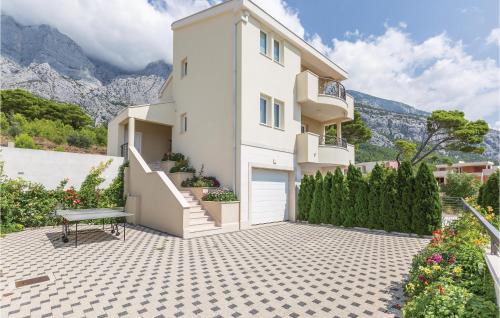 Veliko Brdo House | Gorgeous Home In Veliko Brdo