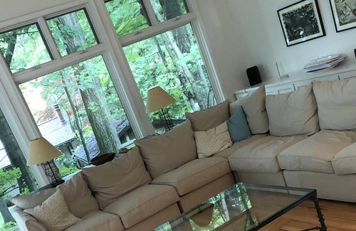 Lakeside House | Gorgeous Lake Front Home with Inground Pool