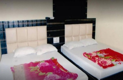 Kolkata Hotel | Goroomgo Dev Guest House Howrah Kolkata