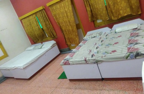 Gaya Hotel | Goroomgo Shivam Guest House Gaya