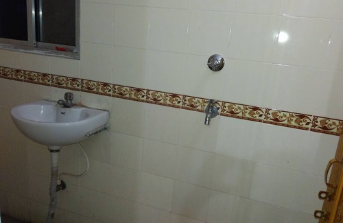 Gaya Hotel | Goroomgo Shivam Guest House Gaya
