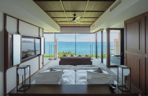 Goto Hotel | GOTO RETREAT by Onko Chishin