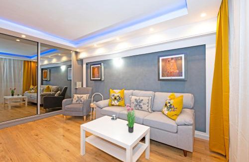 Craiova Apartment | Grand Apartments Centre of Craiova