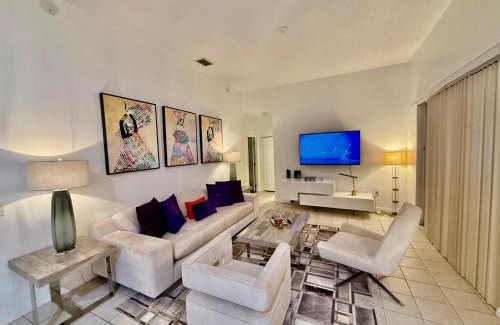 Sandy Ridge House | Grand Panoramic 4BR Pool Home Near Disney World