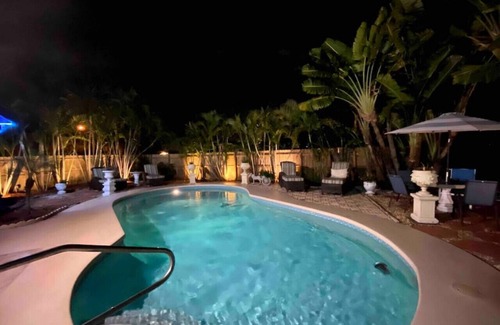 Fort Lauderdale House | Great location Pool home w/ Pool table 5br