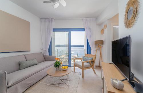 Perigiali Apartment | Greek Beach House Complex A5