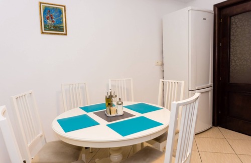 Sector 1 Apartment | ❦ Green Leaf ❦ - Relaxing and Refreshing Apartment